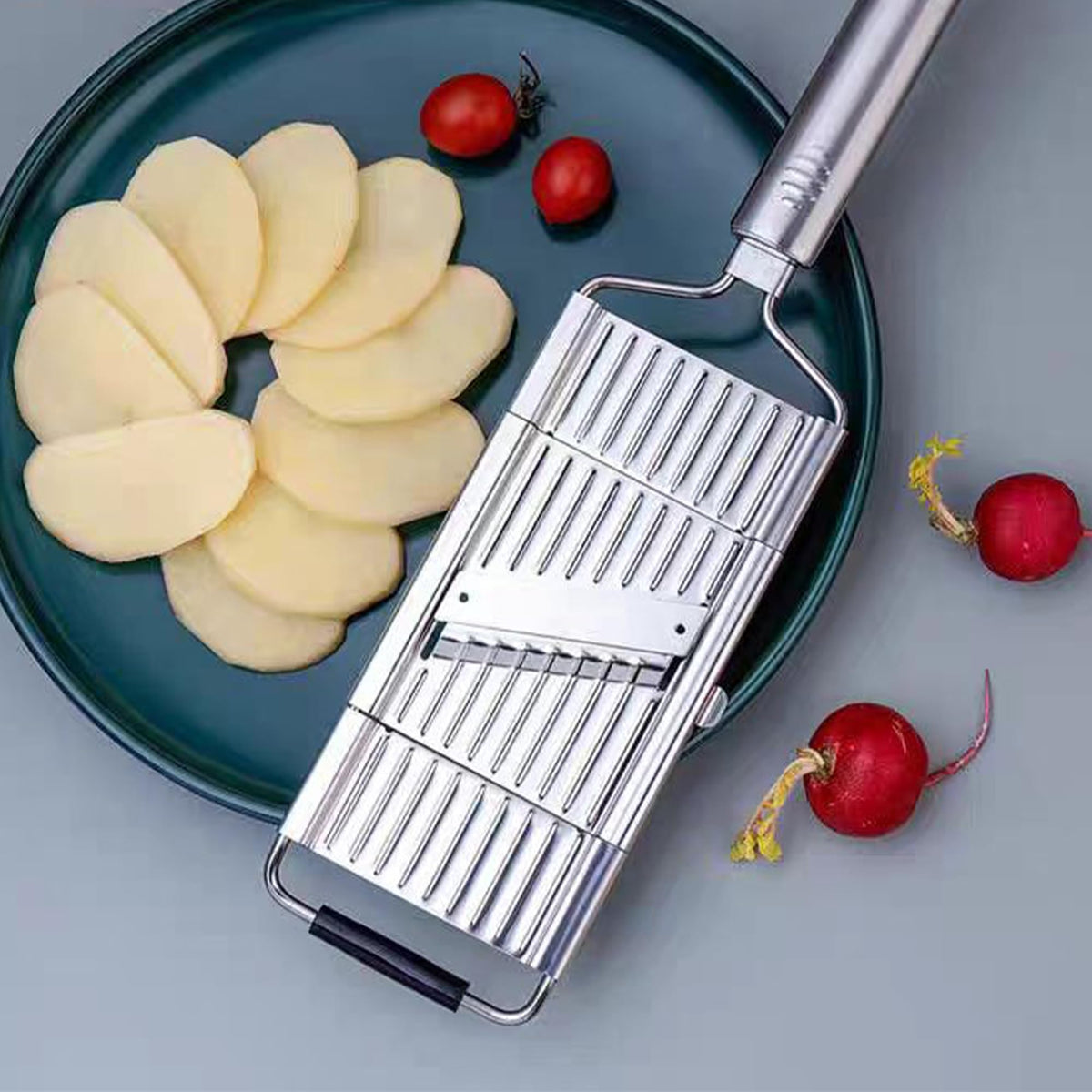 4 in 1 Stainless Steel Vegetable Chopper Grater and Slicer Set R455239